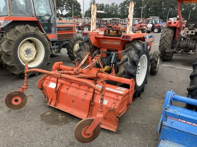 Tractor — Auction (lot 8460-2180)