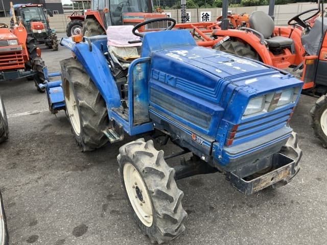 Tractor — Auction (lot 8460-2183)