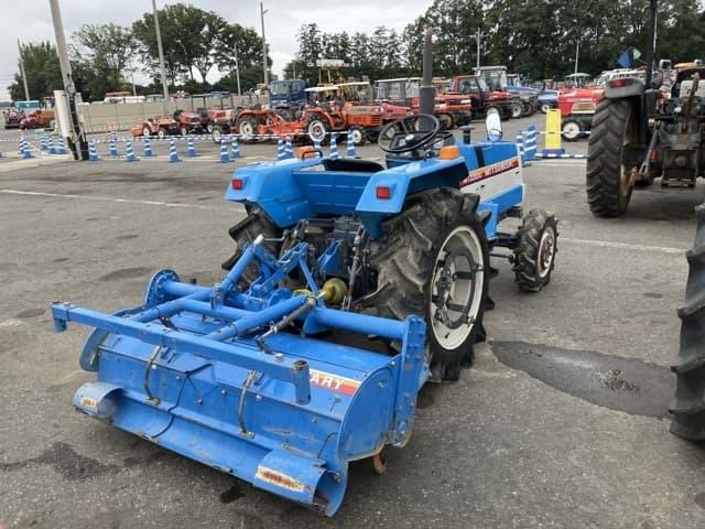 Tractor — Auction (lot 8460-2189)