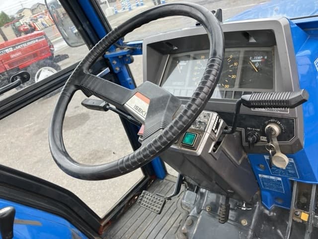 Tractor — Auction (lot 8460-2191)