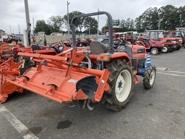 Tractor — Auction (lot 8460-2195)