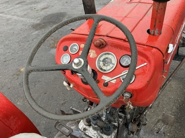 Tractor — Auction (lot 8460-2196)