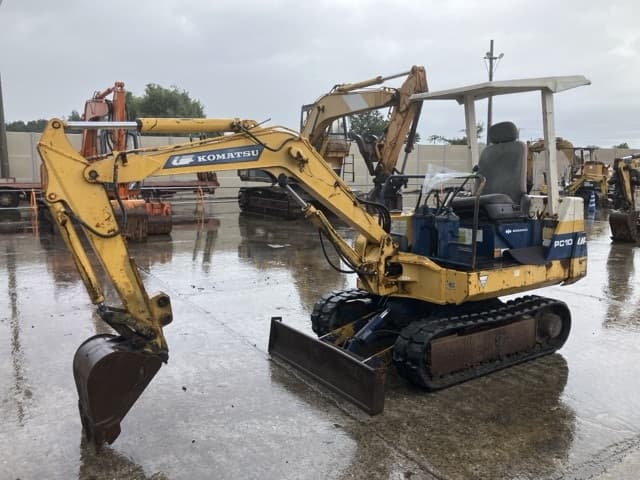 MINI EXCAVATOR — Auction (lot 8460-222)