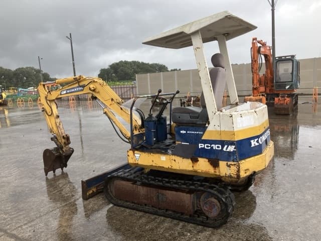 MINI EXCAVATOR — Auction (lot 8460-222)