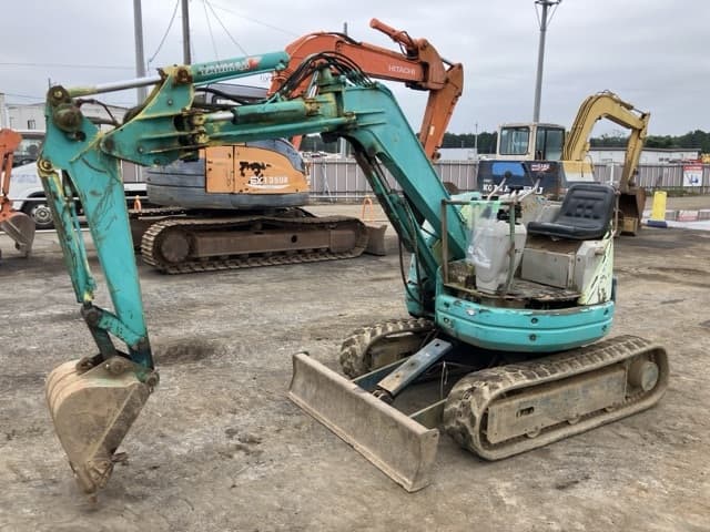 MINI EXCAVATOR — Auction (lot 8460-223)