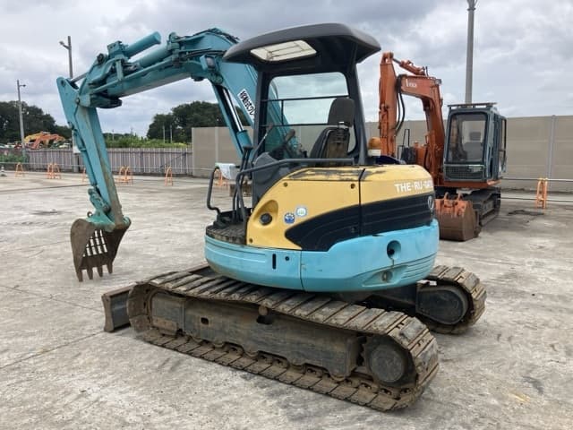 MINI EXCAVATOR — Auction (lot 8460-226)
