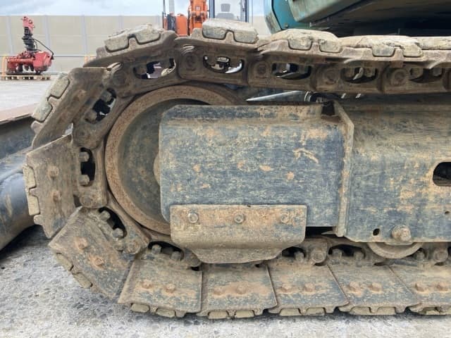 MINI EXCAVATOR — Auction (lot 8460-226)