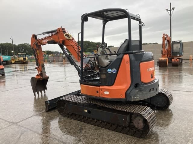 MINI EXCAVATOR — Auction (lot 8460-227)
