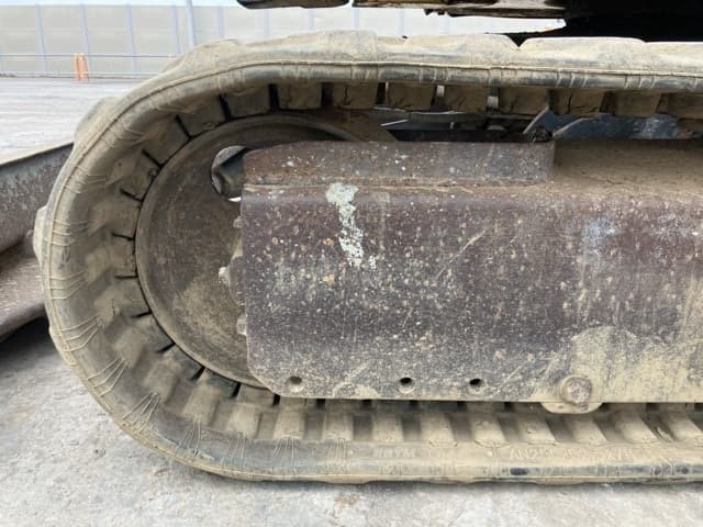 MINI EXCAVATOR — Auction (lot 8460-231)