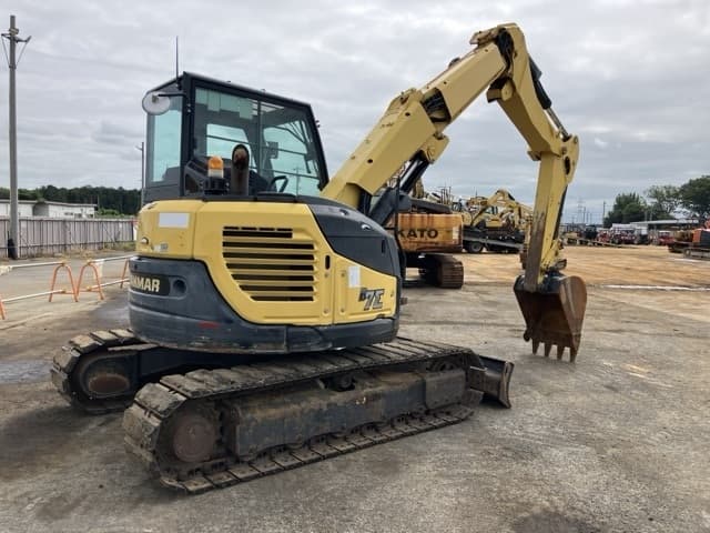 EXCAVATOR — Auction (lot 8460-237)