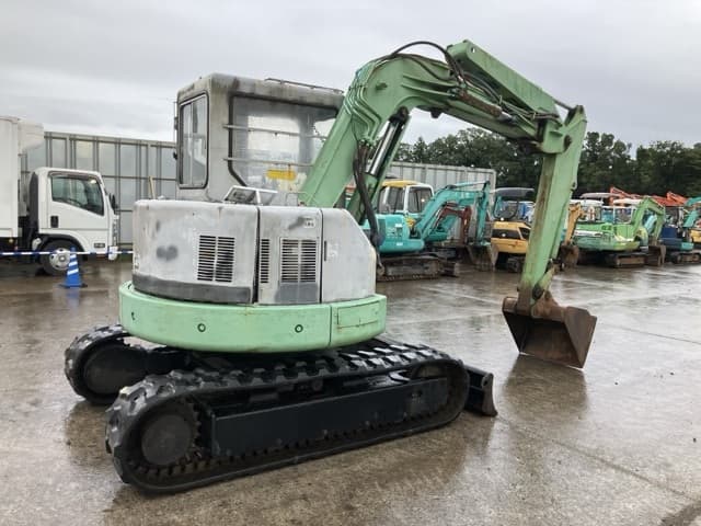 MINI EXCAVATOR — Auction (lot 8460-239)