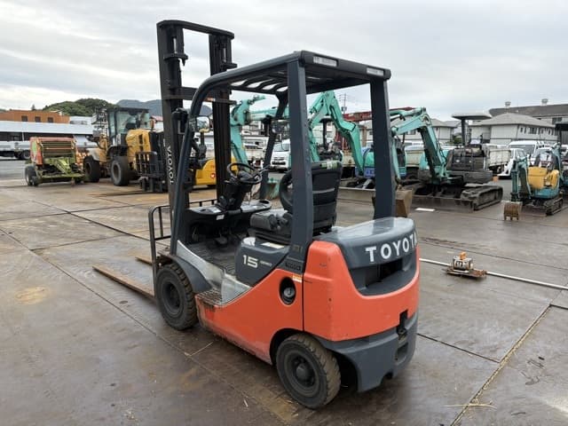 Forklift — Auction (lot 8460-24007)