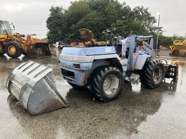 MINI WHEEL LOADER — Auction (lot 8460-241)