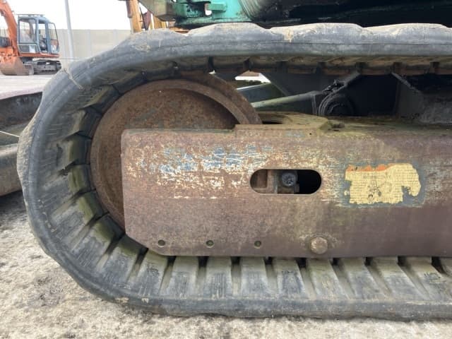 MINI EXCAVATOR — Auction (lot 8460-242)