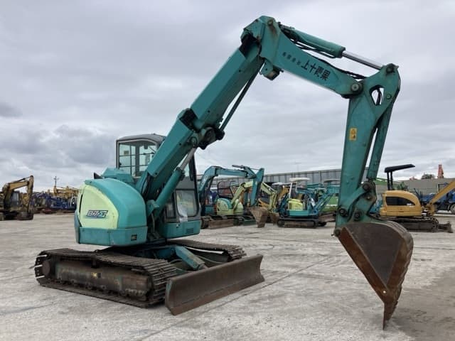 EXCAVATOR — Auction (lot 8460-246)