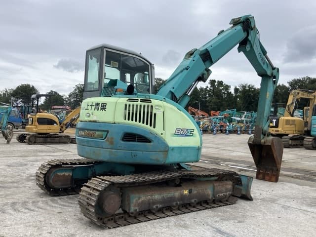 EXCAVATOR — Auction (lot 8460-246)