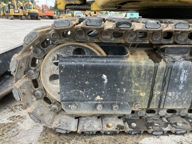 MINI EXCAVATOR — Auction (lot 8460-247)