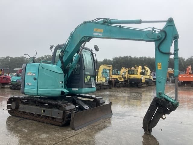EXCAVATOR — Auction (lot 8460-252)