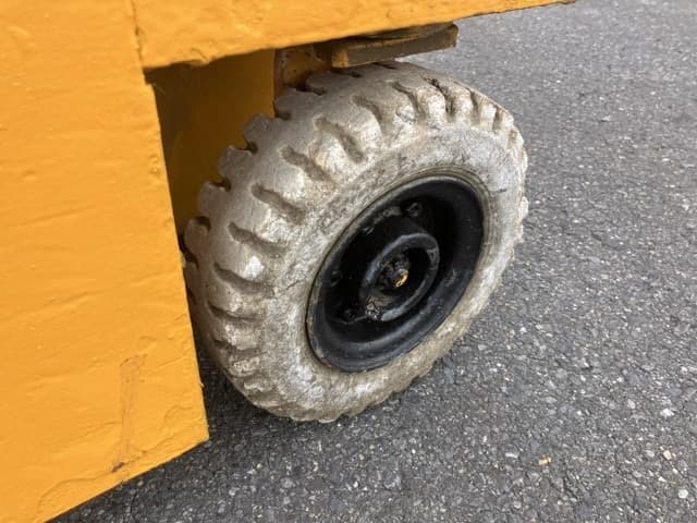 AERIAL WORK PLATFORM — Auction (lot 8460-255)