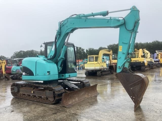 EXCAVATOR — Auction (lot 8460-257)