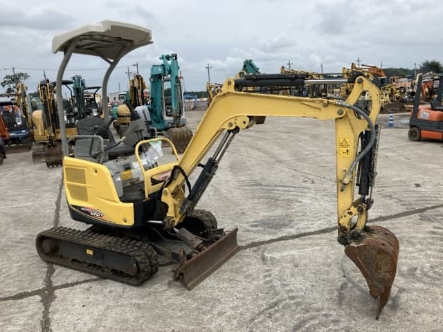 MINI EXCAVATOR — Auction (lot 8460-259)