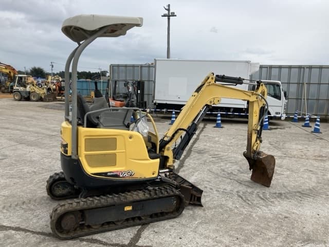 MINI EXCAVATOR — Auction (lot 8460-259)