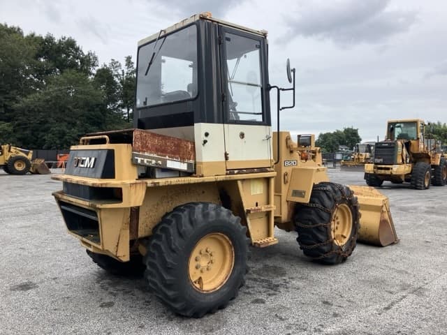 WHEEL LOADER — Auction (lot 8460-260)