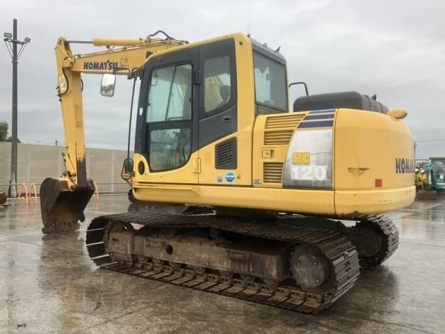 EXCAVATOR — Auction (lot 8460-262)
