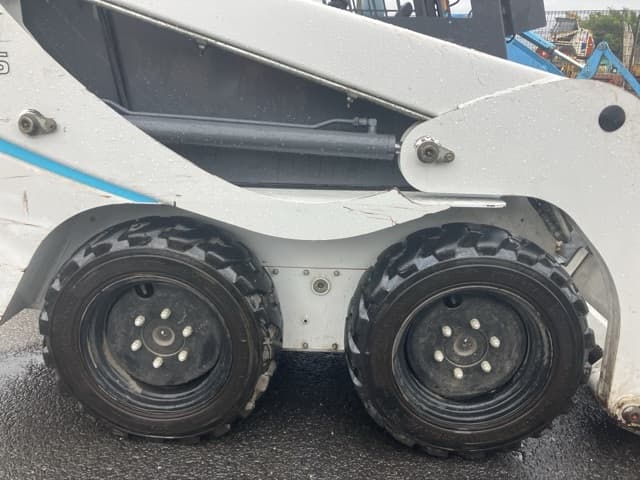 SKID STEER LOADER — Auction (lot 8460-264)