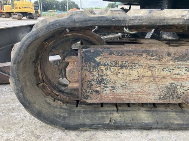 MINI EXCAVATOR — Auction (lot 8460-266)