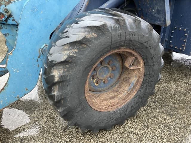 WHEEL LOADER — Auction (lot 8460-268)