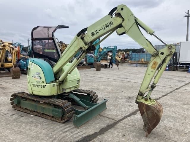 MINI EXCAVATOR — Auction (lot 8460-269)