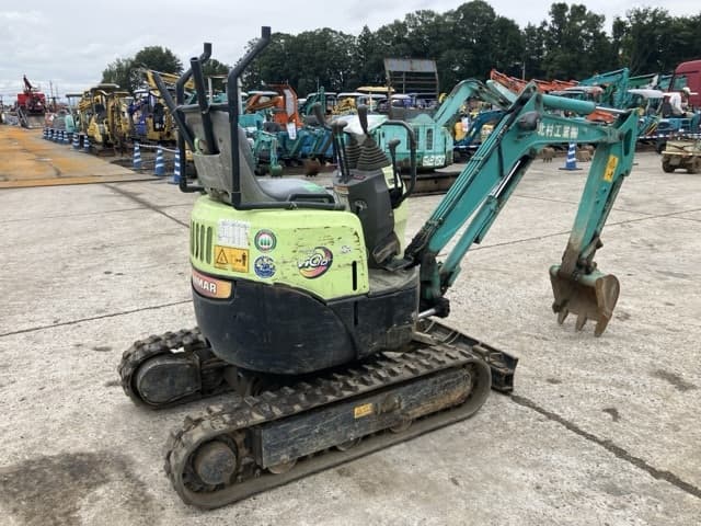 MINI EXCAVATOR — Auction (lot 8460-271)
