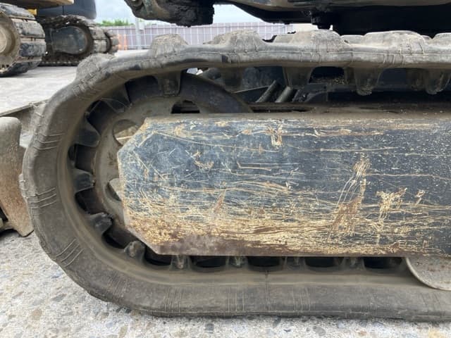 MINI EXCAVATOR — Auction (lot 8460-271)