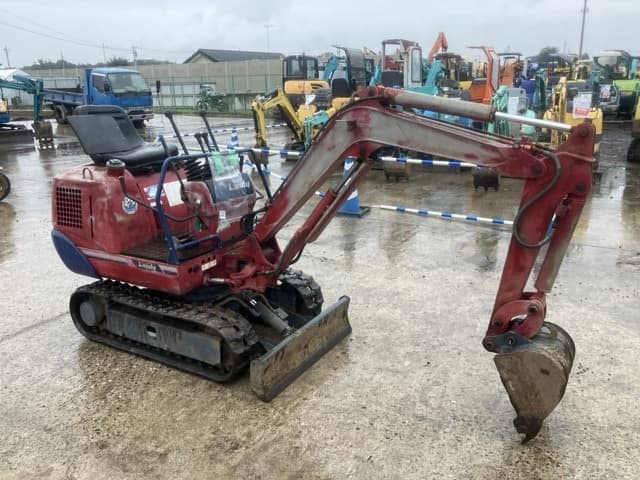 MINI EXCAVATOR — Auction (lot 8460-277)