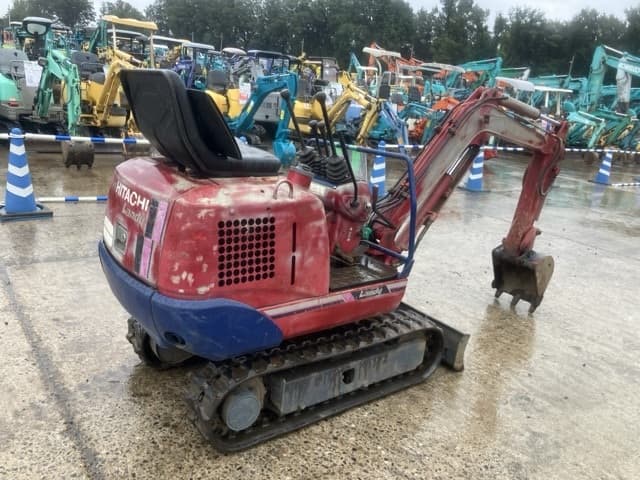 MINI EXCAVATOR — Auction (lot 8460-277)