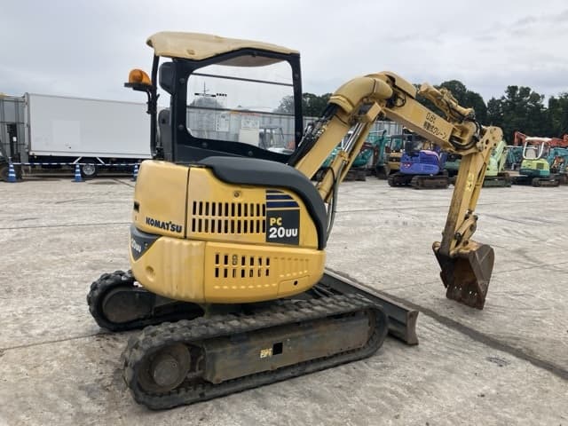 MINI EXCAVATOR — Auction (lot 8460-280)