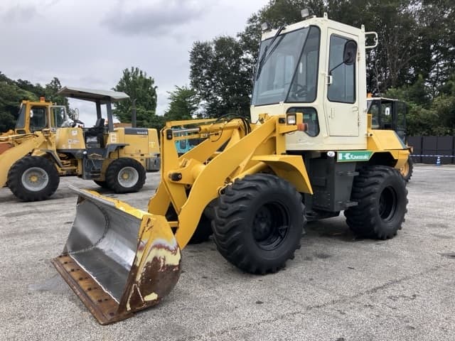 WHEEL LOADER — Auction (lot 8460-282)