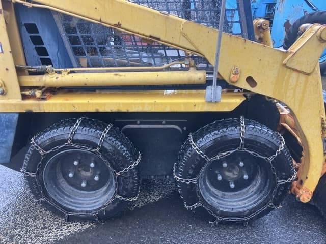 SKID STEER LOADER — Auction (lot 8460-287)