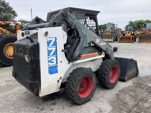 SKID STEER LOADER — Auction (lot 8460-288)