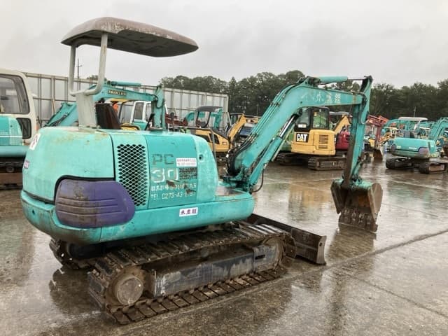 MINI EXCAVATOR — Auction (lot 8460-293)