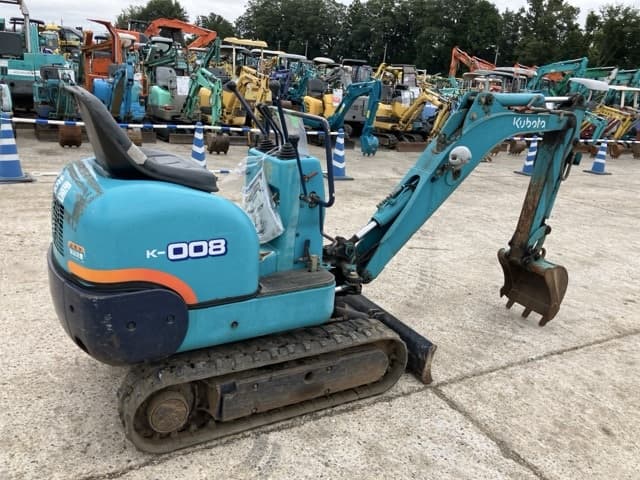 MINI EXCAVATOR — Auction (lot 8460-296)