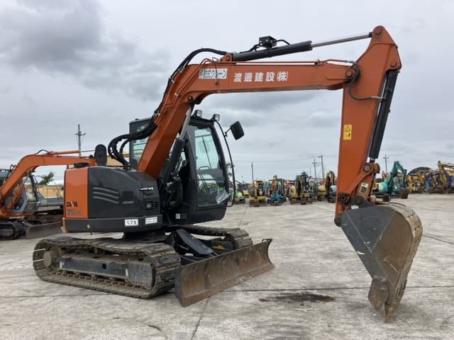 EXCAVATOR — Auction (lot 8460-300)