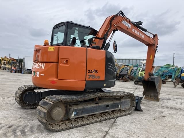 EXCAVATOR — Auction (lot 8460-300)