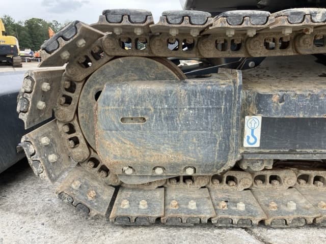 EXCAVATOR — Auction (lot 8460-300)