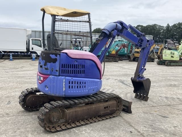 MINI EXCAVATOR — Auction (lot 8460-303)