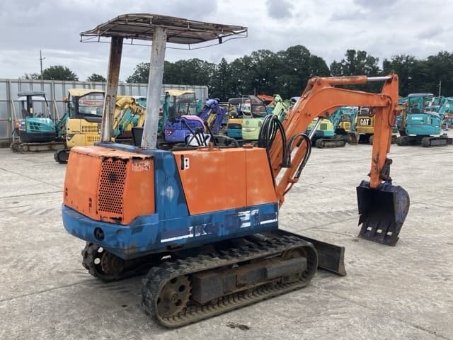 MINI EXCAVATOR — Auction (lot 8460-311)