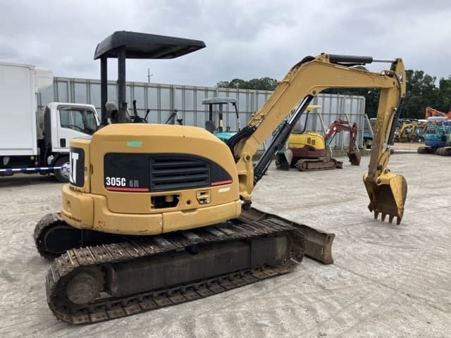 MINI EXCAVATOR — Auction (lot 8460-318)