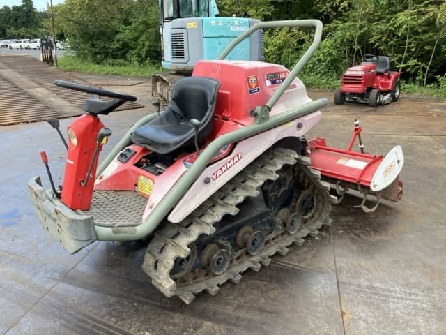 Tractor — Auction (lot 8460-32004)