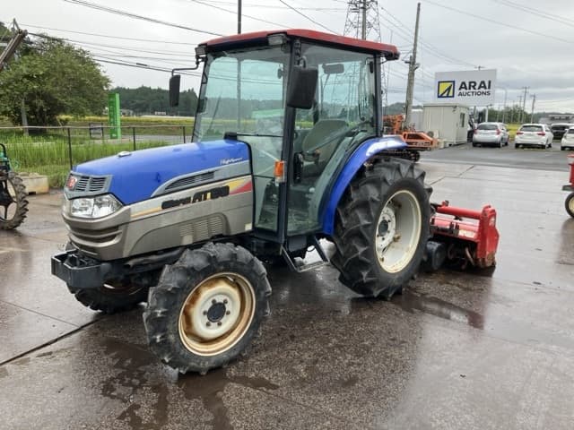 Tractor — Auction (lot 8460-32016)